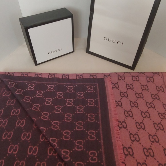 gucci cashmere shawl